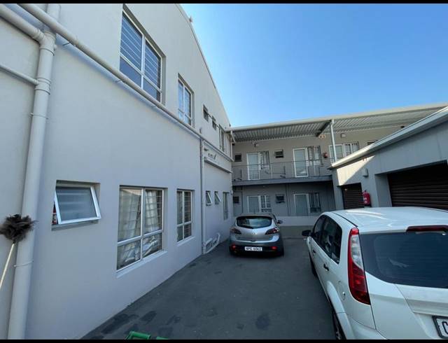 26 BEDROOM COMPLEX FOR SALE IN GLENWOOD